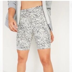 Old Navy High Rise PowerSoft 8” Bike Shorts